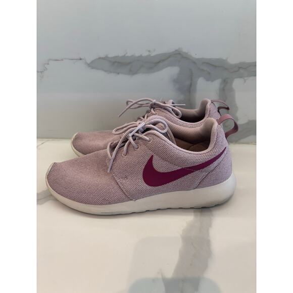 NIKE PURPLE SNEAKERS SIZE 10 - Picture 3 of 7